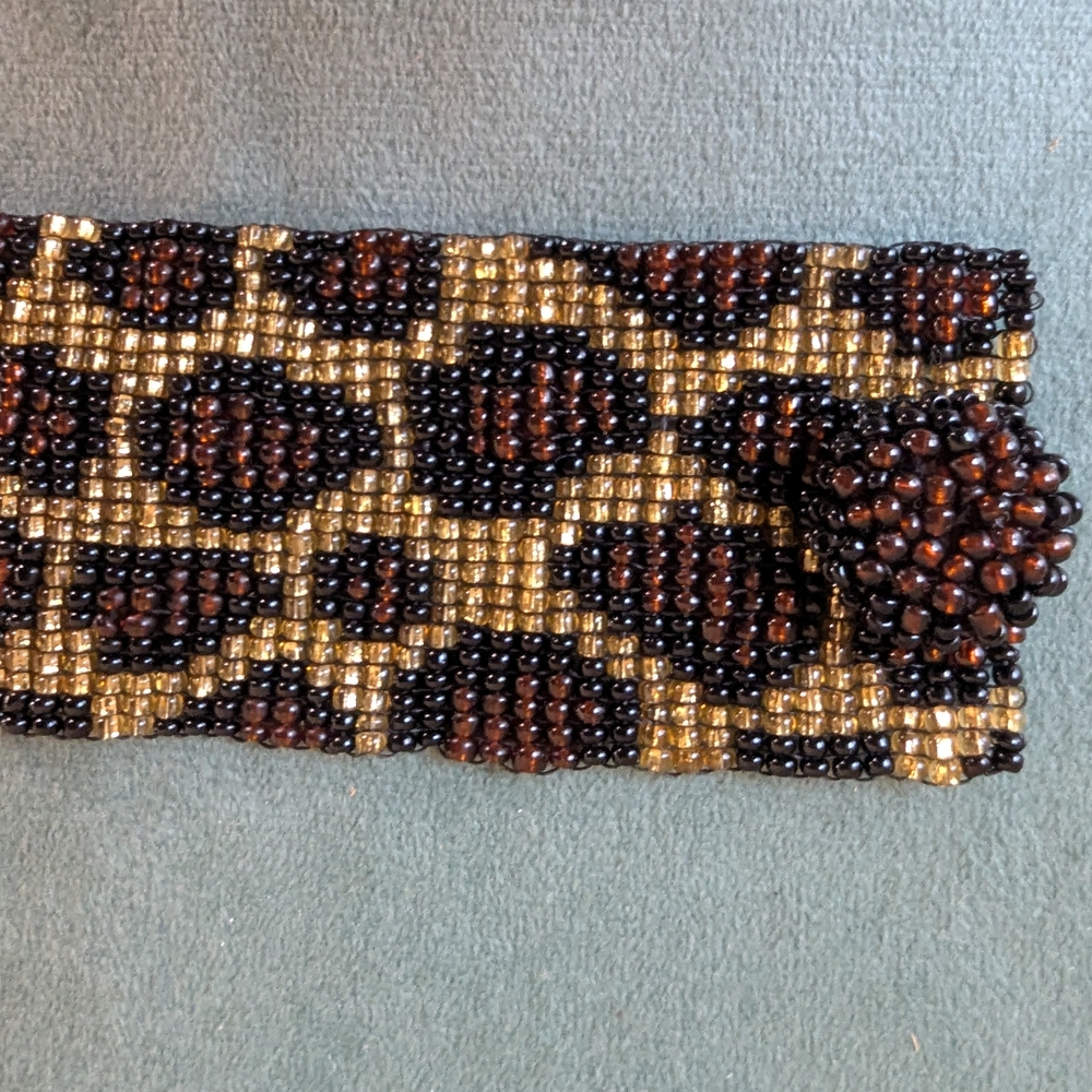 Unique Leopard Print Beaded Bracelet - image 3